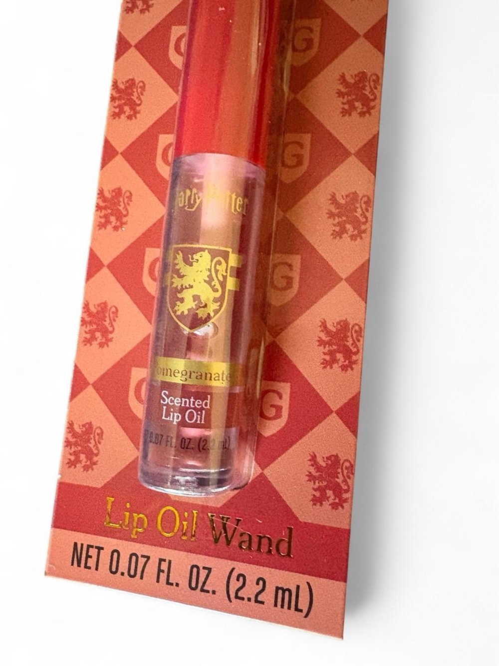 ✨ BRAND NEW Harry Potter Gryffindor Lip Oil Wand - Pomegranate Scented - Picture 4 of 5